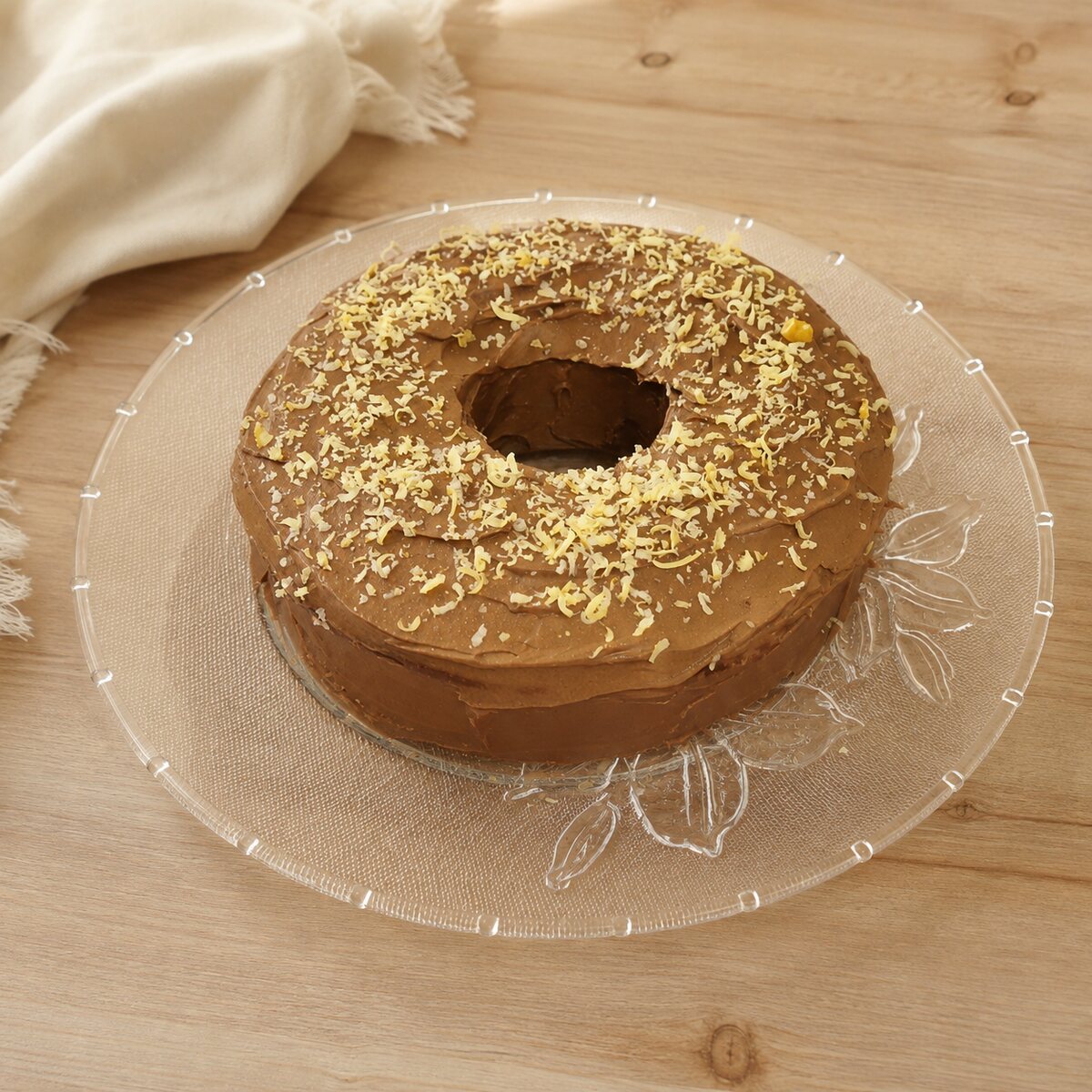Bolo de chocolate coberto com ganache
